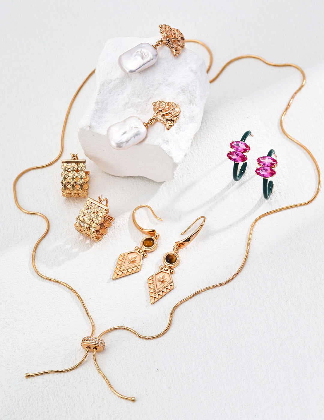 Retro Design Zircon Necklace(D0572)
