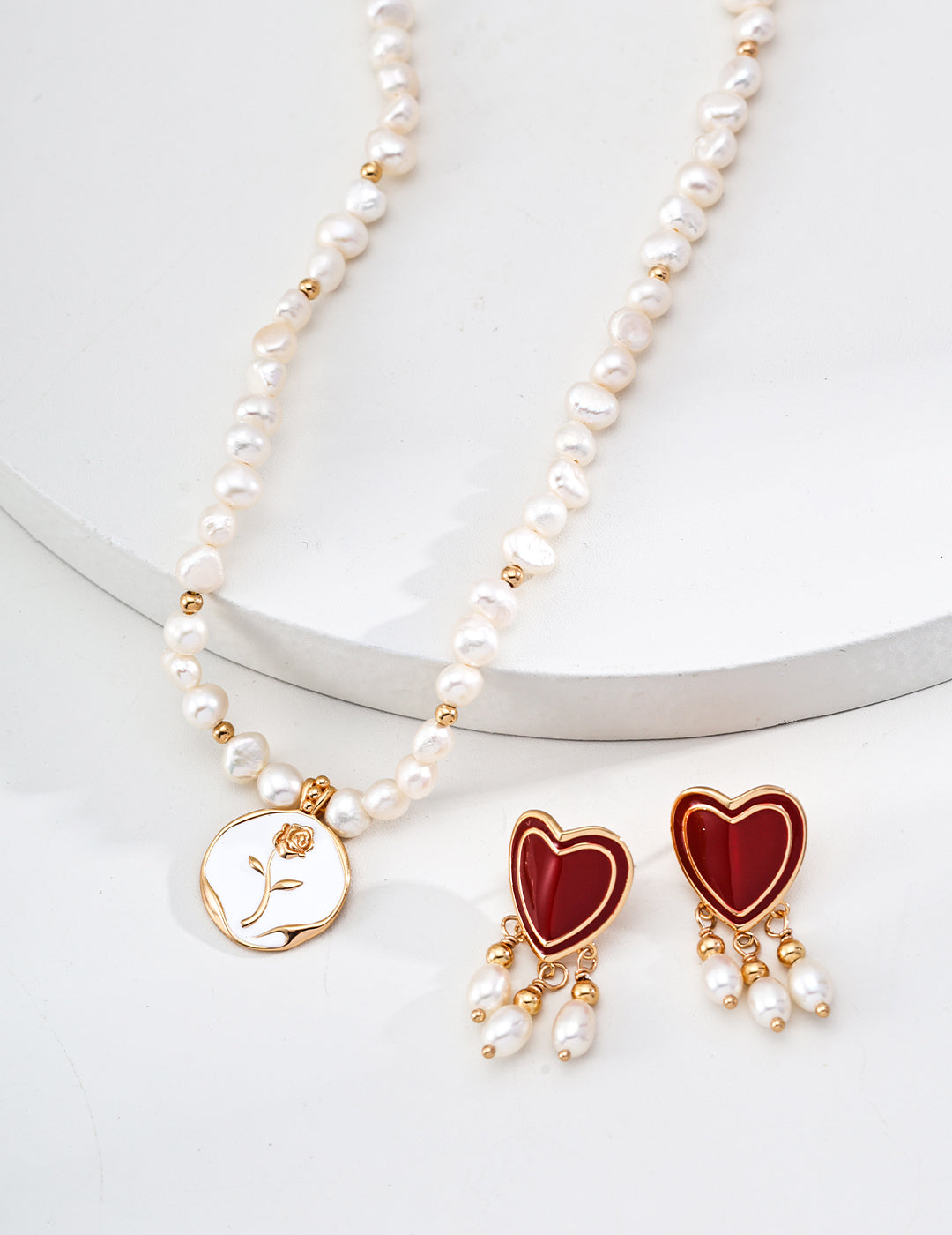 Stylish Red Drop Glaze Natural Pearl Heart-Shaped Earrings(E01285-2)