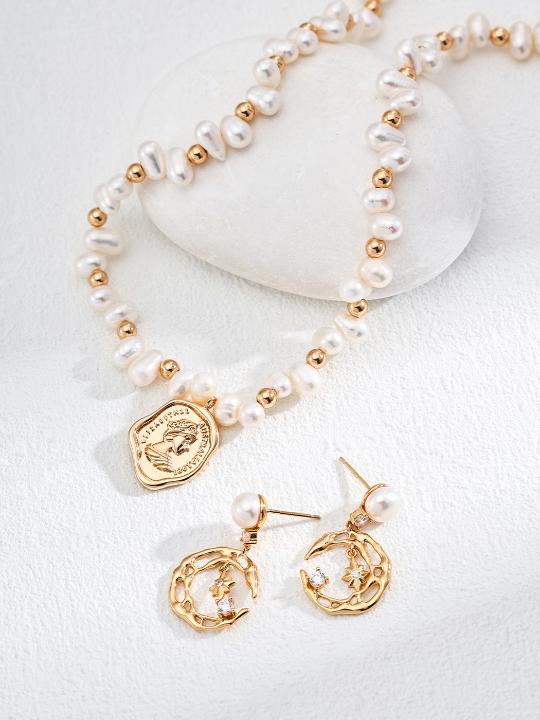 Design Natural Pearl Zircon Earrings(E01250-2)