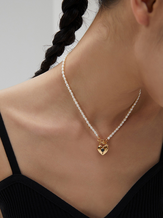 Heart-Shaped Rice-Grain Pearl Necklace (D0261)